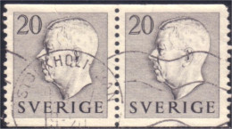 840 Sweden 1952 Gustav VI Adolph 20o Gris Grey Paire (SWE-347) - Used Stamps