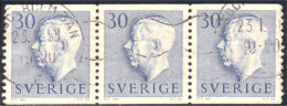 840 Sweden 1951 Gustav VI Adolph 30o Bleu Strip Bande 3 (SWE-324) - Usados