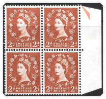 QEII Pre Decimal Wilding Definitive 2d Block Of 4 Unmounted Mint Hrd2a - Neufs