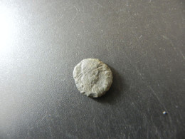 Ancient Roman Coin - To Be Identified - Altri & Non Classificati