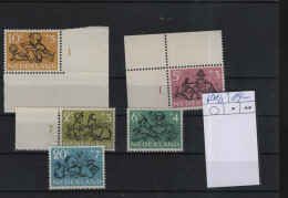 Niederlande Michel Cat.No. Mnh/** 601/605 - Unused Stamps