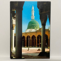 Green Dome Of Prophet's Holy Mosque, Medina SAUDI ARABIA  Postcard - Saudi-Arabien