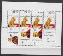 B2862 - NEDERLAND PAYS BAS BF Yv N°11 ** - Blocs