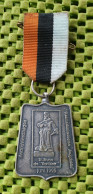 Medaile :  Avondvierdaagse St. Bruno De Kartuizer Raamdonksveer 1995. -  Original Foto  !!  Medallion  Dutch - Andere & Zonder Classificatie