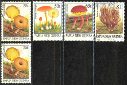 Papua New Guinea Sc# 872-875A Used 1995-1996 Mushrooms - Papua New Guinea