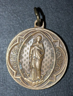 Pendentif Médaille Religieuse Bronze XIXe "Sainte Marie" Religious Medal - Religión & Esoterismo