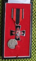 Medaile : . Rheinland- Pfalz , Ehrenzeichen , Brandschutz. -  Original Foto  !!  Medallion  Dutch - Firemen