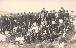 73-BOIS-DE-LA-COLOMBIERE- CARTE-PHOTO 1920- UN GROUPE DE PERSONNES - Altri & Non Classificati