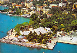 Opatija - Vue Aérienne Sur Le Théâtre De Plein Air Et La Ville - Croazia