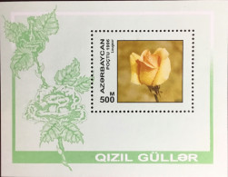 Azerbaijan 1996 Roses Flowers Minisheet MNH - Rozen