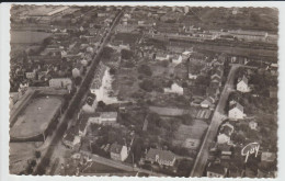 CARTOLINA DI PERSAN Val D'Oise 1955 - STADIO -CFORMATO PICCOLO - GUY - Persan