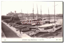 CPA Antibes Le Port Baetaux  - Antibes - Oude Stad