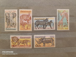 1976	Czechoslovakia	Animals  (F88) - Neufs