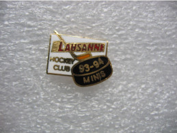 Pin's Du Club De Hockey Sur Glace De LAUSANNE, Saison 93-94 Minis - Rugby