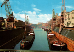 Bateau - Péniche Péniches Dans Le Port De NEUSS , Allemagne - Embarcaciones