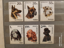 1971	Romania	Dogs (F88) - Unused Stamps
