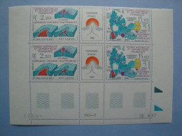 TAAF FSAT 1988 Yvert 139A ** MNH X 2  Cote 18.40 €  Coin Daté  Volcan Carte  Je Liquide - Unused Stamps