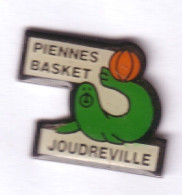 Q311 Pin's Club BASKET Piennes Et Joudreville MEURTHE MOSELLE OTARIE PHOQUE  Achat Immédiat - Basketball