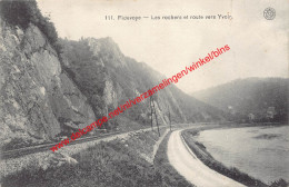 Les Rochers Et Route Vers Yvoir - Fidevoye Yvoir - Yvoir
