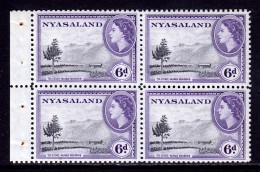 Nyasaland - Scott #104a - MH/MNH - 2 Pencil Marks/rev. - SCV $11 - Nyasaland (1907-1953)