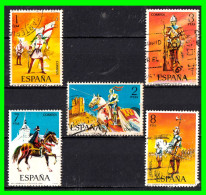 ESPAÑA.-  SELLOS AÑOS 1970 -. UNIFORMES MILITARES .- SERIE .- - Usati