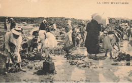 St Malo * Pêche Aux Lançons Sur La Grève * Pêcheurs Enfants - Saint Malo