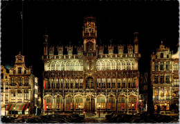 2-4-2024 (4 Y 42) Belgium (posted To France 1965) Brussel / Bruxelles Grande Place La Nuit - Bruxelles By Night