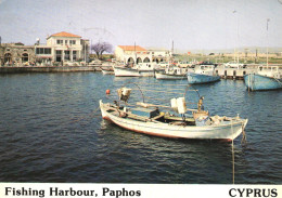 PAPHOS. FISHING HARBOUR, BOAT, ARCHITECTURE, BRIDGE, CAR, CYPRUS, POSTCARD - Cipro