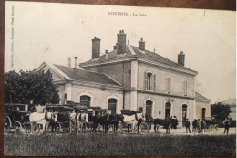 Cpa, écrite En1911, éd Lapeyrère, 24 Dordogne, NONTRON La Gare, Animée, Attelages, Voitures Chevaux - Nontron