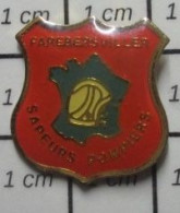 713B  Pin's Pins / Beau Et Rare / POMPIERS / SAPEURS POMPIERS DE FAREBERSVILLER - Pompiers