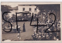 COURS LA VILLE                CARTE PHOTO  FANFARE DEVANT L HOTEL MOREL - Cours-la-Ville