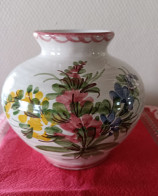 VASE Forme Boule, Motif Fleuri, Made In Germany - Hauteur 12 Cm - Autres & Non Classés