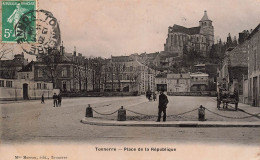 FRANCE - Tonnerre - Vue Sur La Place De La République - Animé - Carte Postale Ancienne - Tonnerre