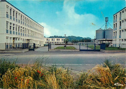 62 - Bapaume - Le CE.T. - Automobiles - CPM - Voir Scans Recto-Verso - Bapaume