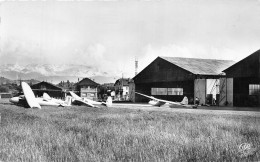 73-CHALLES-LES-EAUX-  LE CHAMP D'AVIATION - Altri & Non Classificati