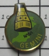 713B  Pin's Pins / Beau Et Rare / ESPACE / NASA CAPSULE GEMINI - Ruimtevaart