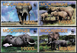 Mozambique 2002, WWF African Savanna Elephant - 4 V. MNH - Nuevos