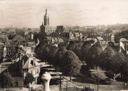 Cambrai * Place , Vue Générale Sur Le Village - Cambrai