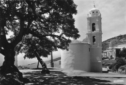 Cargèse * Place * L'église Grecque Et L'église Latine * Corse Du Sud 2A - Otros & Sin Clasificación