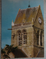 50 Manche CPM Sainte Ste Mère église Le Clocher De L'église Parachutiste 6 Juin 1944 - Sainte Mère Eglise