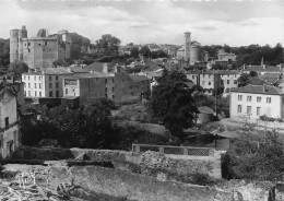 Clisson * Vue Sur Le Château Et L'église Notre Dame - Clisson