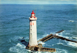 Les Sables D'olonne * Vue Sur Le Phare Des Barges * Lighthouse - Sables D'Olonne