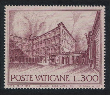 Vatican Apostolic Palace Courtyard Of St Damasius 300L 1976 MNH SG#670 - Nuevos