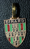 Pendentif Médaille Régionale émaiilée Années 60 Armoiries "Dinard" Bretagne - Anhänger