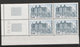 N° 2195 Château De Pau :l Bloc De 4 Timbres Neuf Impeccable Coins Datés 19.4.82 - 1980-1989