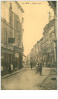 24.THIVIERS.n°16640.RUE DU THON.SALON MODERNE - Thiviers