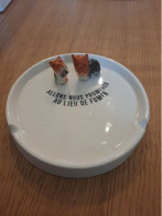 Cendrier Rond Avec 2 Petits Chiens - Porcelana