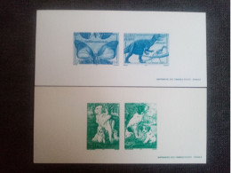 FRANCE. 1999-2000 . 2 Epreuves D'Artistes. Chiens / Papillon - Artist Proofs