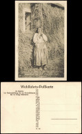 Ukraine   In Ostgalizien Dorfkokette Im Mit Stroh Verkleideten Haus 1928 - Ukraine