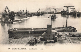 St Nazaire * Péniche Batellerie , Les Bassins * Barge Chaland Péniche - Saint Nazaire